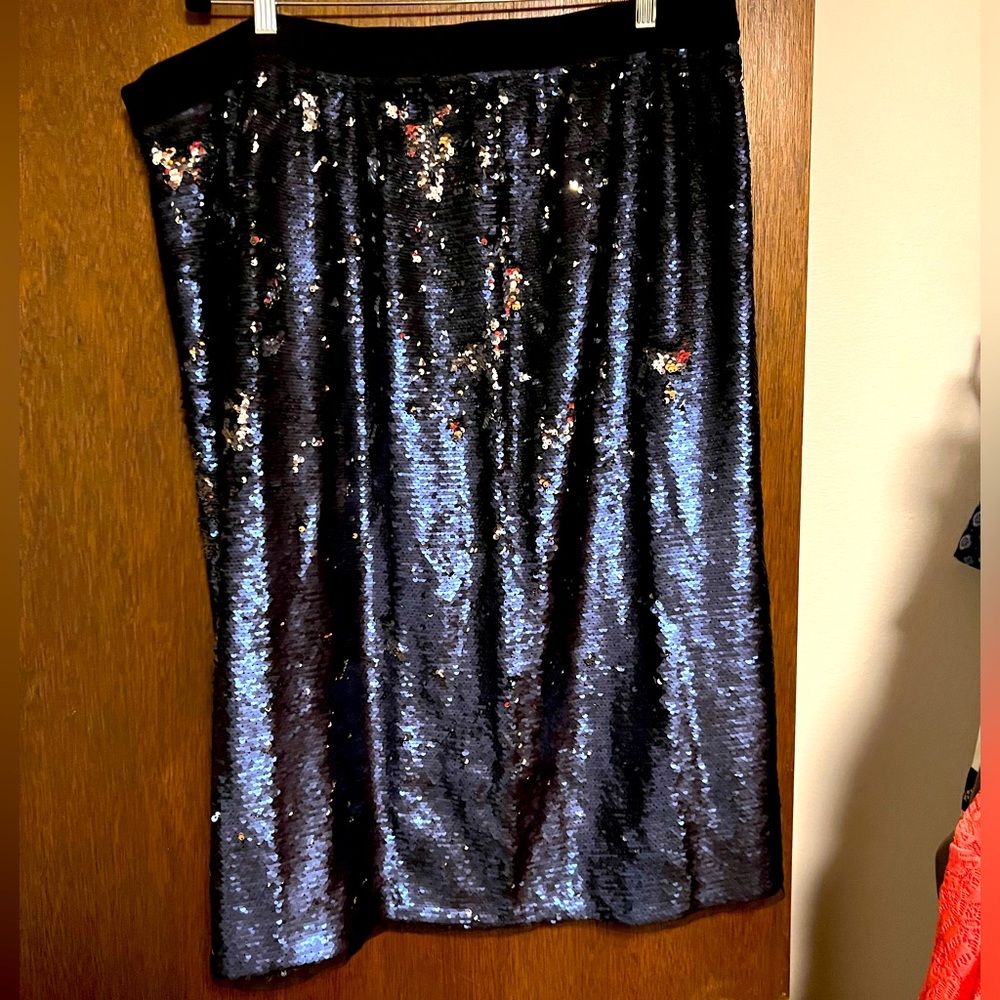 Rebel Wilson knee length sequin flip skirt, new with tags
